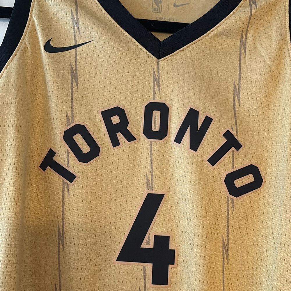 Nike -Scottie Barnes NBA Gold Toronto Raptors Jersey 2023/24 - Picture 4 of 9